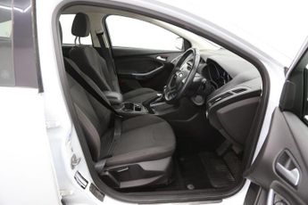 Ford Focus 1.6 Titanium Navigator Powershift Euro 5 5dr