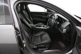 Jaguar XE 2.0d R-Sport Auto Euro 6 (s/s) 4dr
