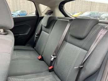 Ford Fiesta 1.4 Zetec Hatchback 5dr Petrol Automatic