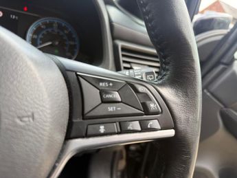 Nissan LEAF 39kWh N-Connecta Hatchback 5dr Electric Auto