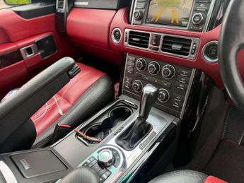 Land Rover Range Rover 3.6 TD V8 Autobiography SUV 5dr Diesel Auto 4WD Euro 4 (271 ps)