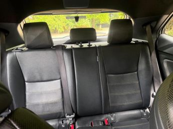 Toyota Yaris Cross 1.5 VVT-h Premiere Edition E-CVT Euro 6 (s/s) 5dr