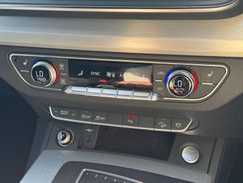 Audi Q5 2.0 TFSI S line SUV 5dr Petrol S Tronic quattro Euro 6 (s/s) (25