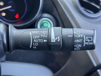 Honda Civic 1.8 i-VTEC ES Auto Euro 5 5dr