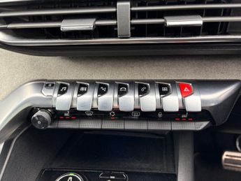 Peugeot 3008 2.0 BLUEHDI GT AUTOMATIC