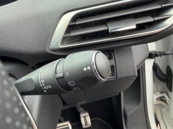 Peugeot 3008 2.0 BLUEHDI GT AUTOMATIC