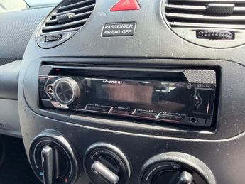 Volkswagen Beetle 1.6 8V HATCHBACK