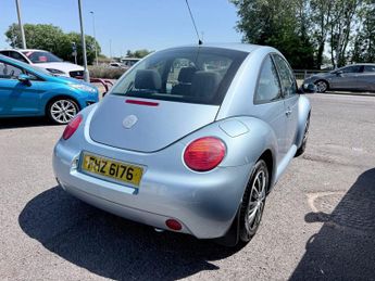 Volkswagen Beetle 1.6 8V HATCHBACK