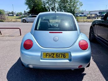 Volkswagen Beetle 1.6 8V HATCHBACK