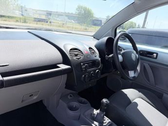 Volkswagen Beetle 1.6 8V HATCHBACK