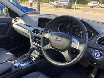 Mercedes-Benz C Class C220 CDI EXECUTIVE SE automatic estate, 76,000m, 2 owners