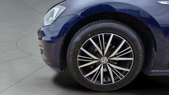 Volkswagen Golf SE NAVIGATION TSI EVO DSG