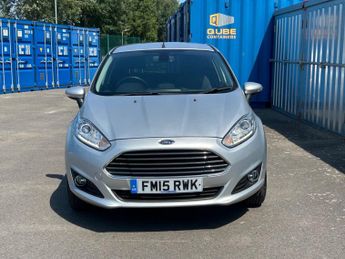 Ford Fiesta TITANIUM SAT NAV AUTOMATIC FULL FORD DEALER HISTORY £35 ROAD TAX