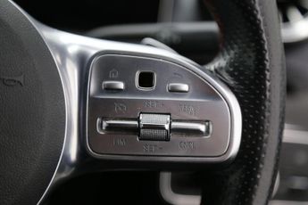 Mercedes-Benz A Class 1.3 A180 AMG Line (Premium 2) 7G-DCT Euro 6 (s/s) 4dr