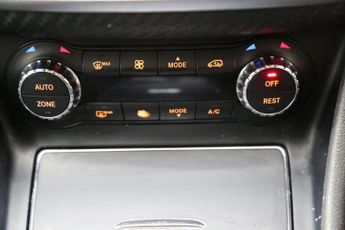 Mercedes-Benz A Class 2.1 A200d AMG Line (Premium) 7G-DCT Euro 6 (s/s) 5dr