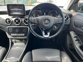 Mercedes-Benz GLA Class GLA 200 D SE