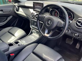 Mercedes-Benz GLA Class GLA 200 D SE