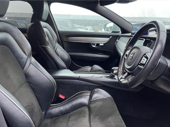 Volvo S90 D4 R-DESIGN