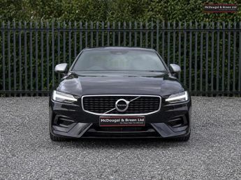 Volvo S90 D4 R-DESIGN