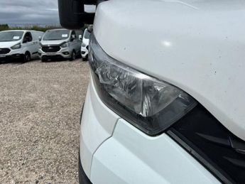 Iveco Daily Luton AUTO MWB L2 350 EURO 6 NO VAT