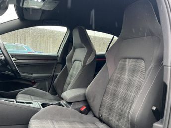 Volkswagen Golf 2.0 TDI GTD Hatchback 5dr Diesel DSG Euro 6 (s/s) (200 ps)