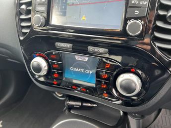 Nissan Juke 1.6 Tekna SUV 5dr Petrol XTRON Euro 6 (117 ps)
