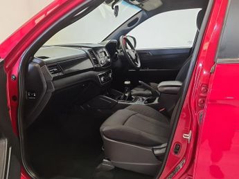 SsangYong Musso 2.2D EX 180 BHP D/CAB PICK UP