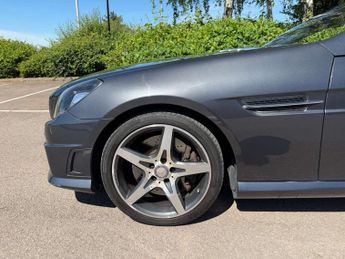 Mercedes-Benz SLK 1.8 SLK250 BlueEfficiency AMG Sport Edition 125 Convertible 2dr 