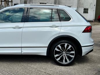 Volkswagen Tiguan R LINE TDI BMT 4MOTION DSG