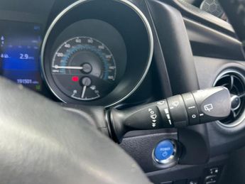Toyota Auris VVT-I ICON TOURING SPORTS TSS