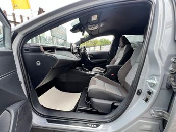 Toyota Corolla TREK