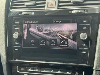 Volkswagen Golf 2.0 TSI GPF GTI Performance Hatchback 3dr Petrol DSG Euro 6 (s/s
