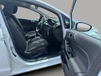 Ford Fiesta 1.0 Zetec Euro 5 (s/s) 5dr