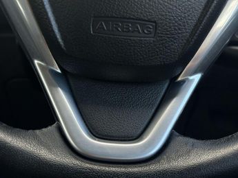 Ford Fiesta 1.0 Zetec Euro 5 (s/s) 5dr