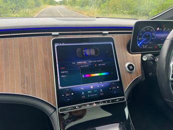 Mercedes-Benz EQE EQE 300 Exclusive Luxury Auto Electric 89 KWH PAN ROOF/HEADS-UP/
