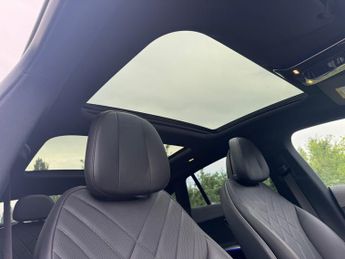 Mercedes-Benz EQE EQE 300 Exclusive Luxury Auto Electric 89 KWH PAN ROOF/HEADS-UP/