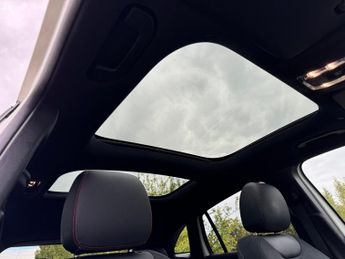 Mercedes-Benz EQA EQA 250+ AMG Line Premium Plus Auto Electric 70 KWH PAN ROOF/HEA