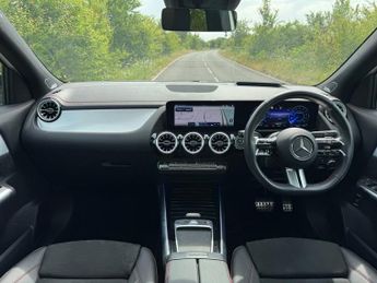 Mercedes-Benz EQA EQA 250+ AMG Line Premium Plus Auto Electric 70 KWH PAN ROOF/HEA