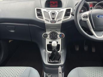 Ford Fiesta 1.25 Zetec 5dr