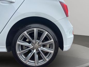 Audi A1 1.4 TFSI S line Style Edition Sportback S Tronic Euro 5 (s/s) 5d