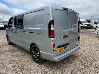 Renault Trafic Crew Cab AUTO LWB L2H1 Low Roof Sport LL30 Air Con Alloys Sensor