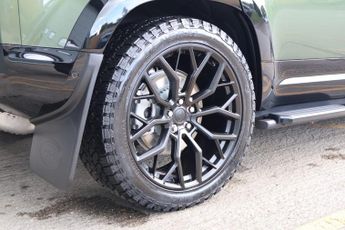 Land Rover Defender 110 BRAND NEW D350 HARD TOP X-DYNAMIC HSE STYLED BY SEEKER SVR SEATS