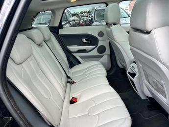 Land Rover Range Rover Evoque 2.2 SD4 Pure Auto 4WD Euro 5 (s/s) 5dr