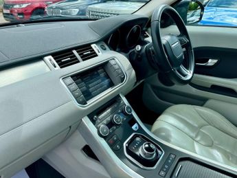 Land Rover Range Rover Evoque 2.2 SD4 Pure Auto 4WD Euro 5 (s/s) 5dr