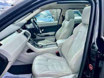 Land Rover Range Rover Evoque 2.2 SD4 Pure Auto 4WD Euro 5 (s/s) 5dr