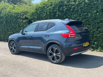 Volvo XC40 B5 MHEV Inscription Pro SUV 5dr Petrol Hybrid Auto AWD Euro 6 (s