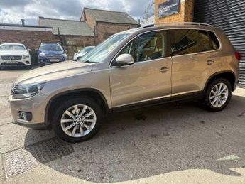 Volkswagen Tiguan 2.0 TDI BlueMotion Tech SE SUV 5dr Diesel DSG 4WD
