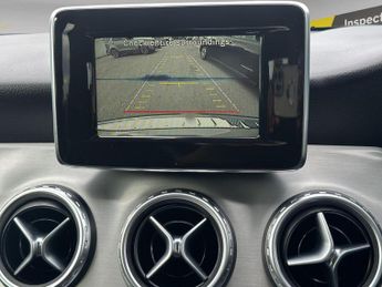 Mercedes-Benz GLA 2.1 GLA220 CDI AMG Line 7G-DCT 4MATIC Euro 6 (s/s) 5dr
