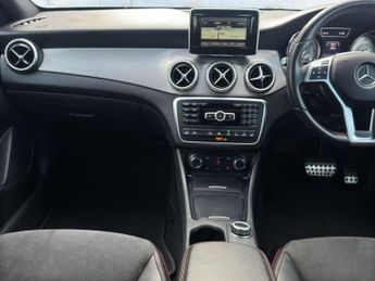 Mercedes-Benz GLA 2.1 GLA220 CDI AMG Line 7G-DCT 4MATIC Euro 6 (s/s) 5dr