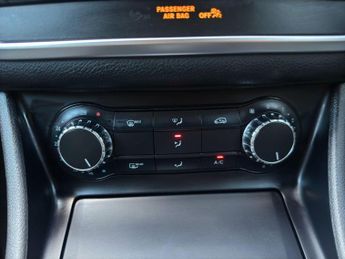 Mercedes-Benz GLA 2.1 GLA220 CDI AMG Line 7G-DCT 4MATIC Euro 6 (s/s) 5dr